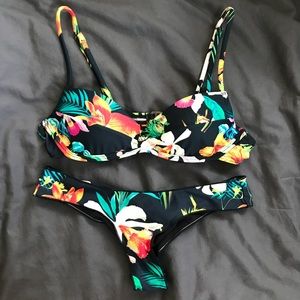 Rip Curl Vintage Aloha Print bikini set